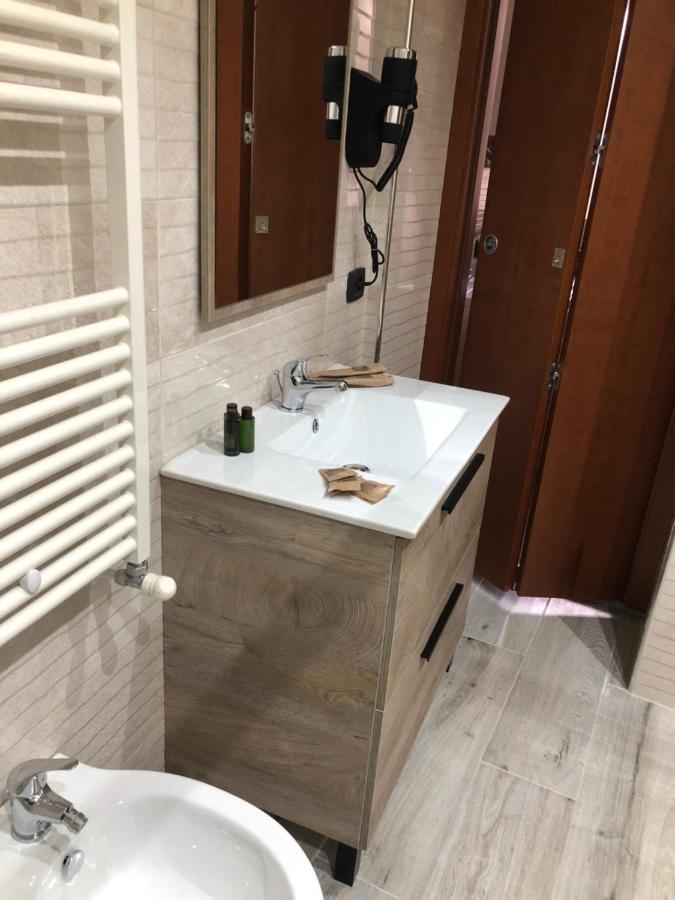 Rosabella Casa Vacanze Барі Екстер'єр фото