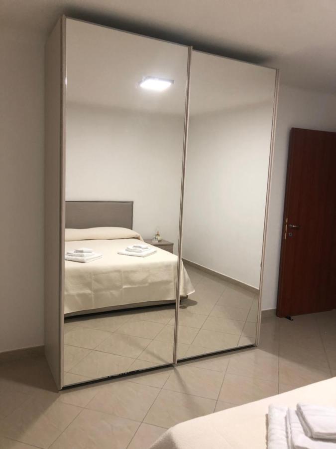 Rosabella Casa Vacanze Барі Екстер'єр фото