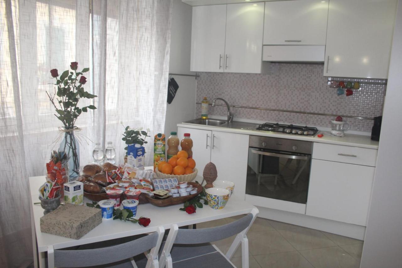 Rosabella Casa Vacanze Барі Екстер'єр фото